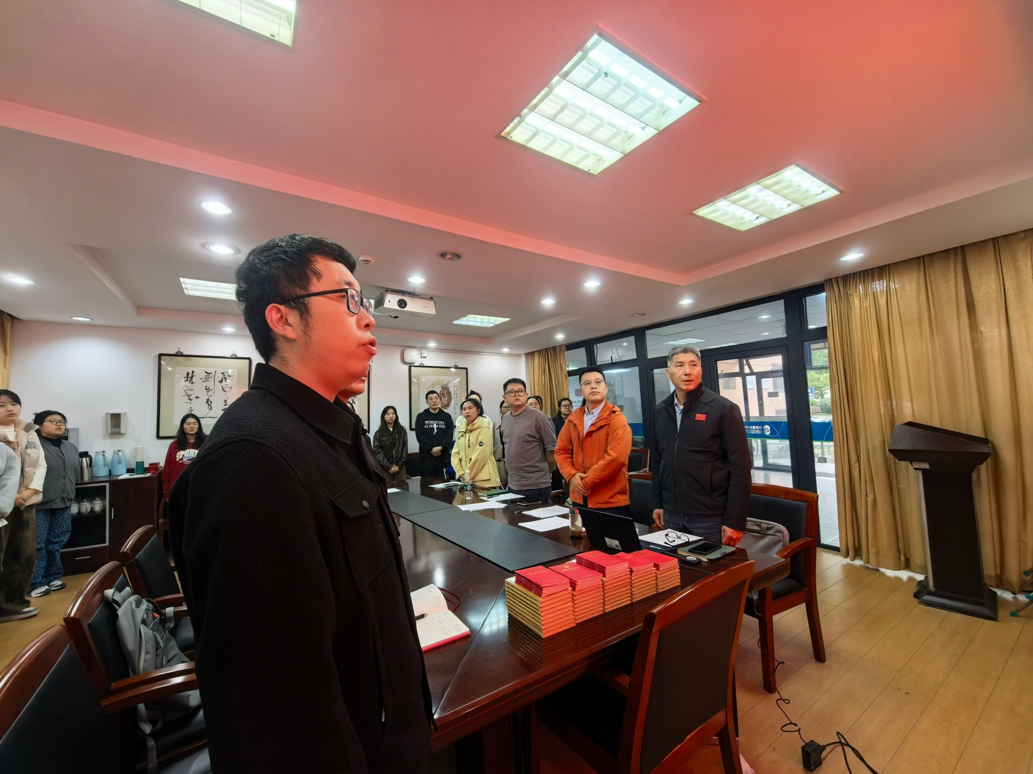 经济管理学院举办2025年秋季党校开班仪式暨书记讲党课-上海体育大学经济管理学院